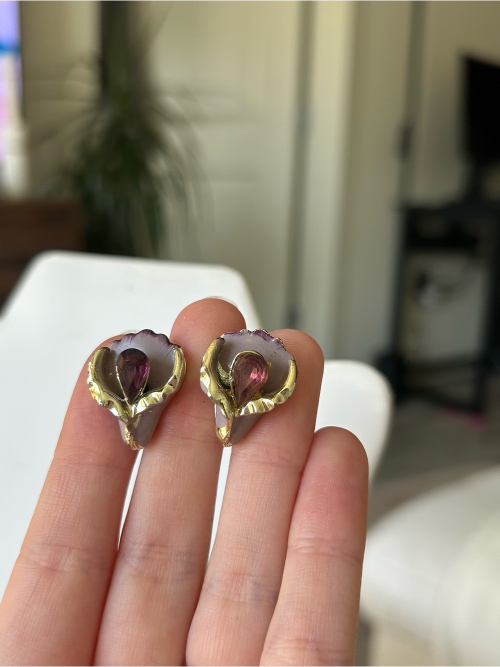 Gold-Tone Purple Teardrop Floral Clip-On Earrings